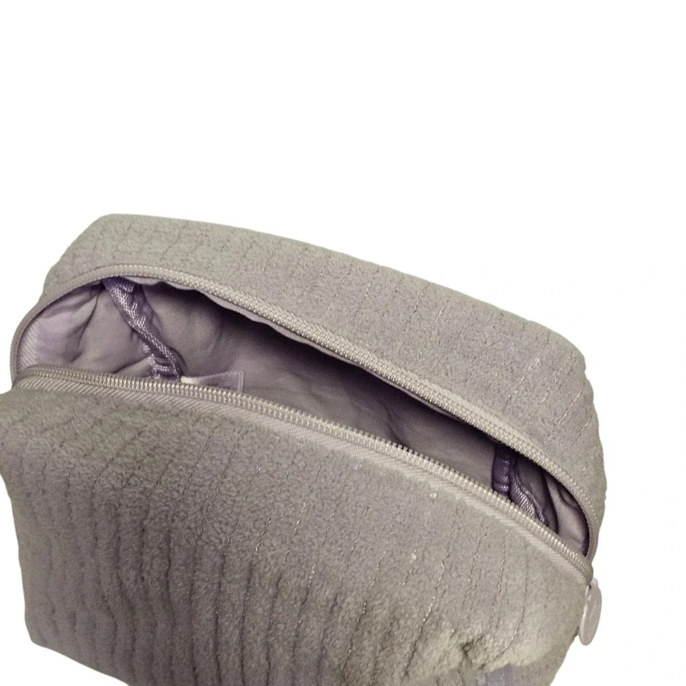 Cult Beauty Lilac Towelling Bag Fuzzy Fluffy Makeup Case Lavender Purple‎ Case